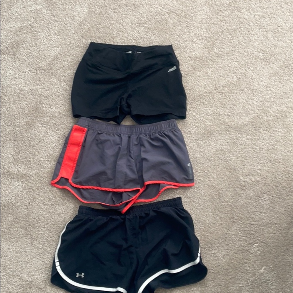 Bundle running shorts size small